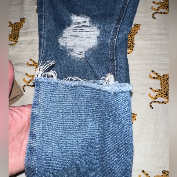 Old Navy High-Rise Rockstar Super Skinny Distressed Jeans-Size 12T-Slim Pocket - Picture 4 of 7